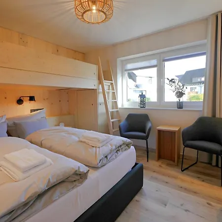 First-Class Domizil Willingen-Lodge Mit Eingezaeuntem Garten Und Spielplatz In Zentraler Top-Lage! Lejlighed Willingen (Upland)