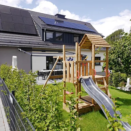 Lägenhet First-class Domizil Willingen-lodge Mit Eingezaeuntem Garten Und Spielplatz In Zentraler Top-lage! Willingen (Upland)